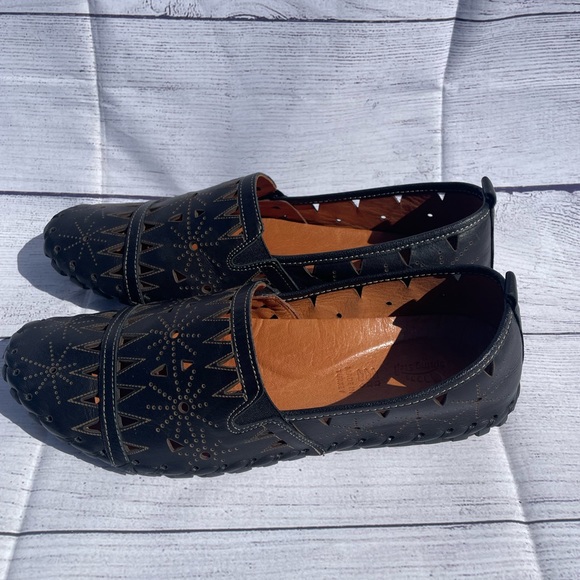 Men’s Spring Steps sandals - Picture 2 of 7